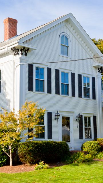 New England Neighborhoods and Houses