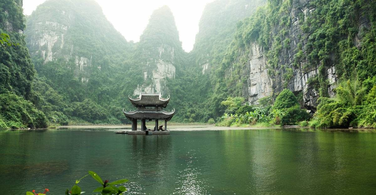 video production company vietnam location trang an